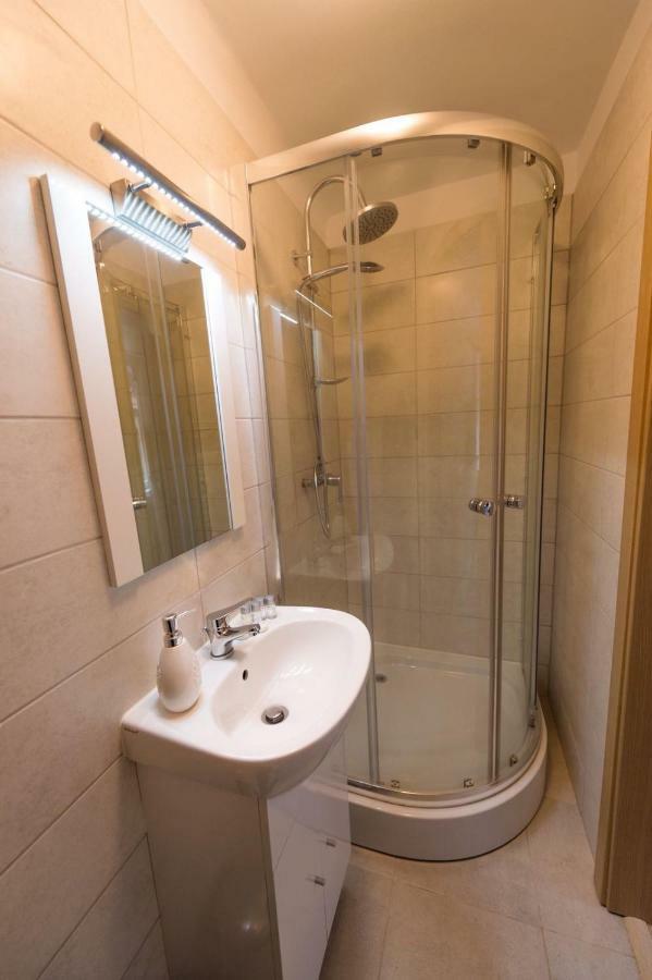 Casa Witting Lägenhet Braşov Exteriör bild